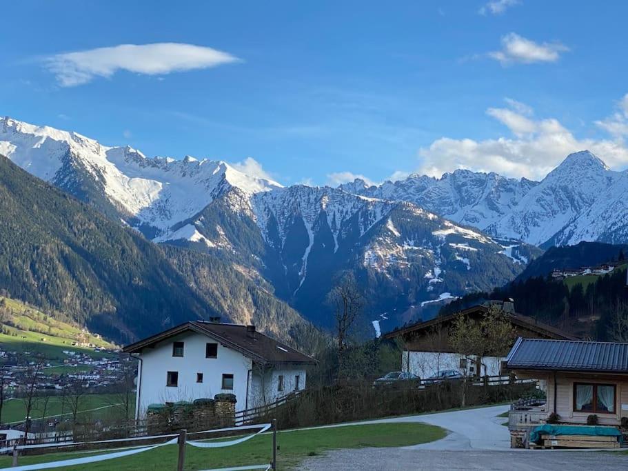 Ferienhaus Zillertal Panorama Blick Balkon Sauna Zellberg Esterno foto
