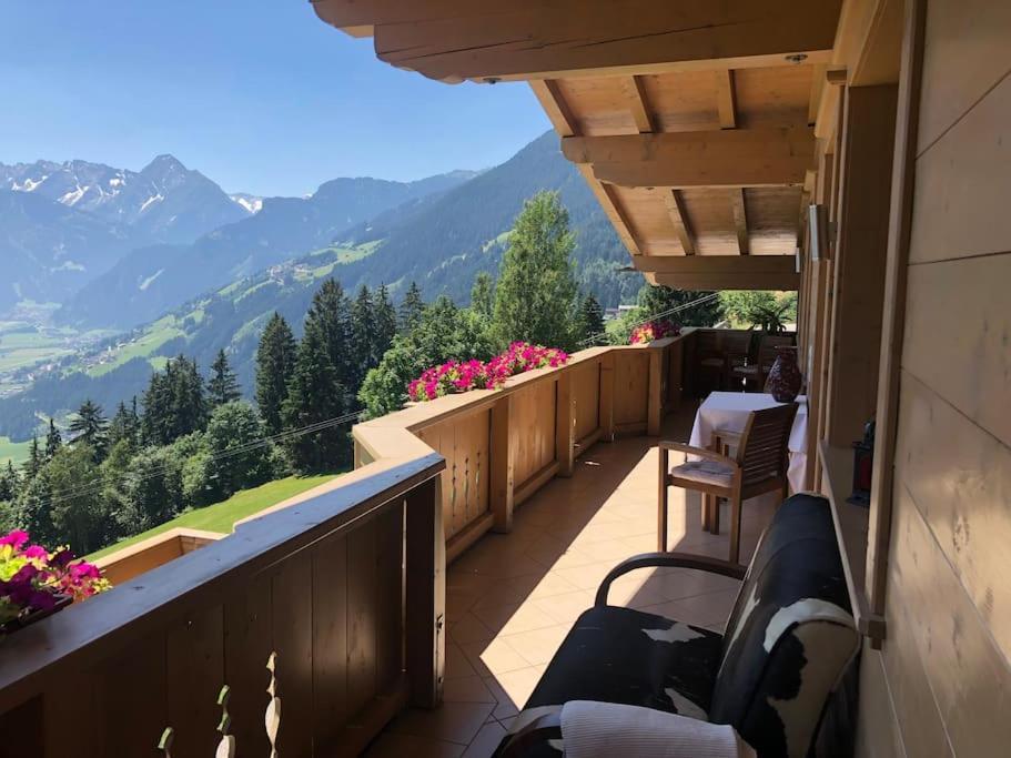 Ferienhaus Zillertal Panorama Blick Balkon Sauna Zellberg Esterno foto