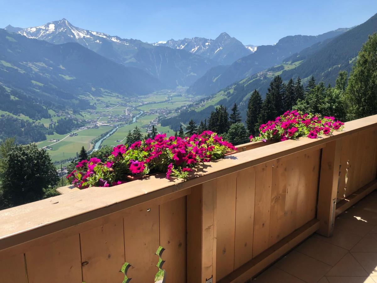 Ferienhaus Zillertal Panorama Blick Balkon Sauna Zellberg Esterno foto
