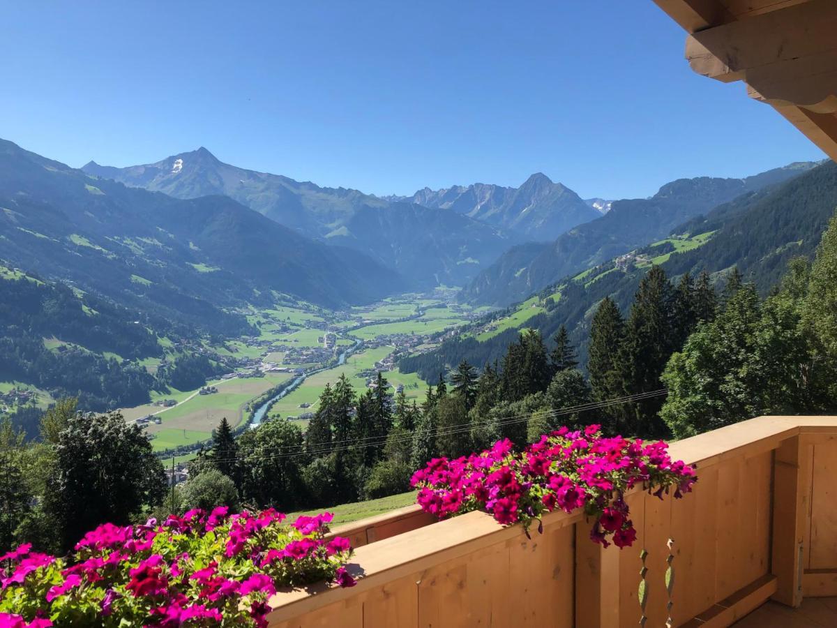 Ferienhaus Zillertal Panorama Blick Balkon Sauna Zellberg Esterno foto