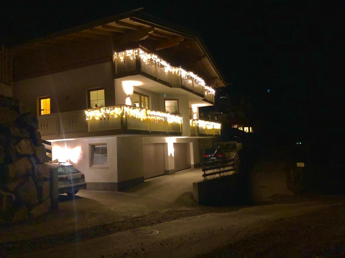 Ferienhaus Zillertal Panorama Blick Balkon Sauna Zellberg Esterno foto