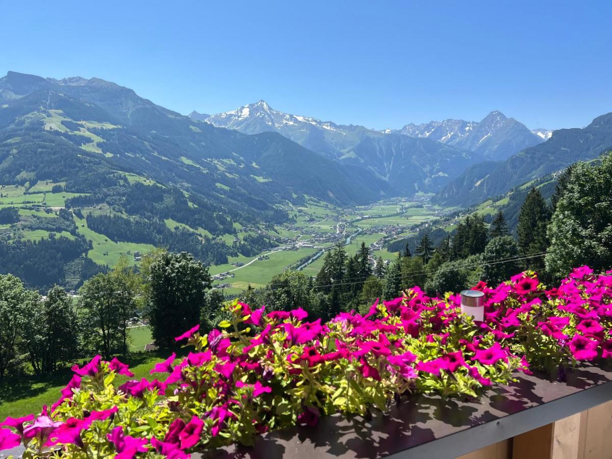Ferienhaus Zillertal Panorama Blick Balkon Sauna Zellberg Esterno foto