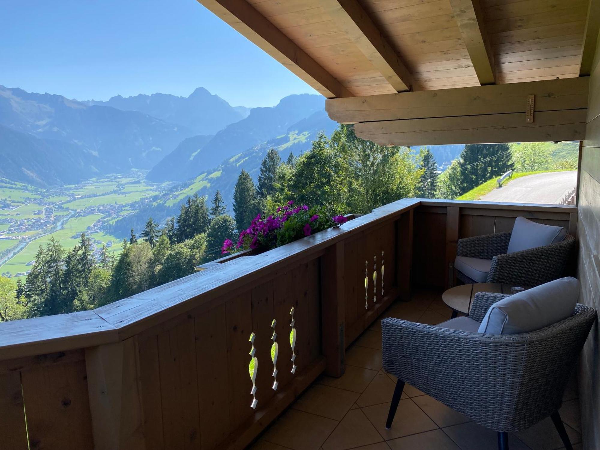 Ferienhaus Zillertal Panorama Blick Balkon Sauna Zellberg Esterno foto