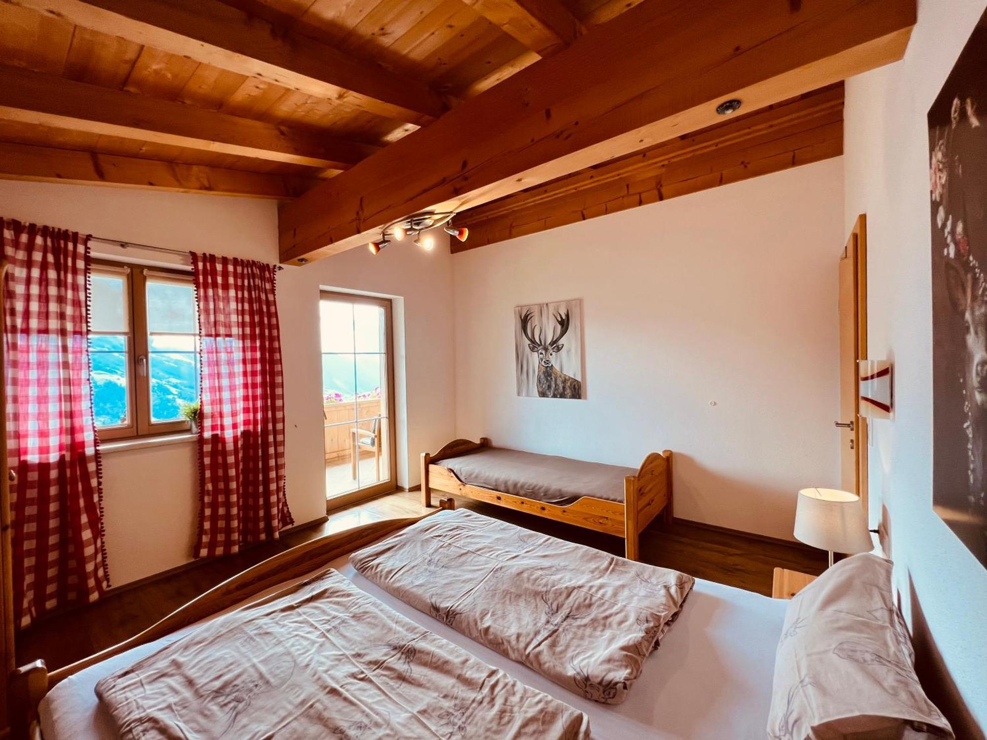 Ferienhaus Zillertal Panorama Blick Balkon Sauna Zellberg Esterno foto
